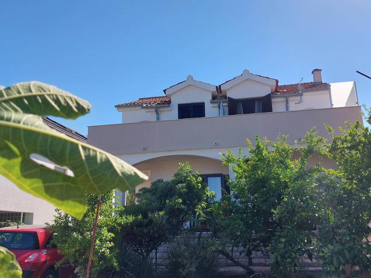 Apartments Lavanda - Free Parking And Grill يزيرا المظهر الخارجي الصورة