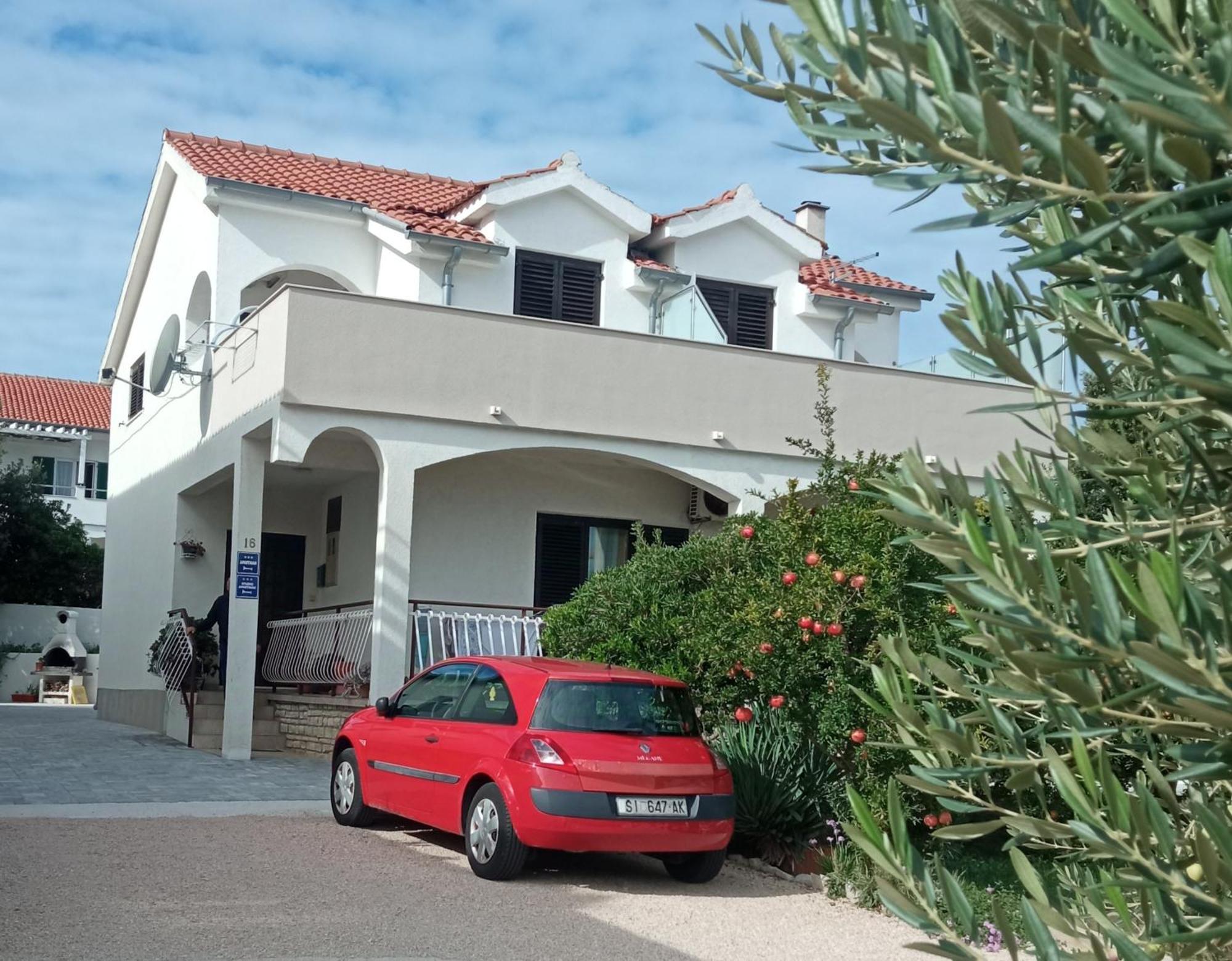 Apartments Lavanda - Free Parking And Grill يزيرا المظهر الخارجي الصورة