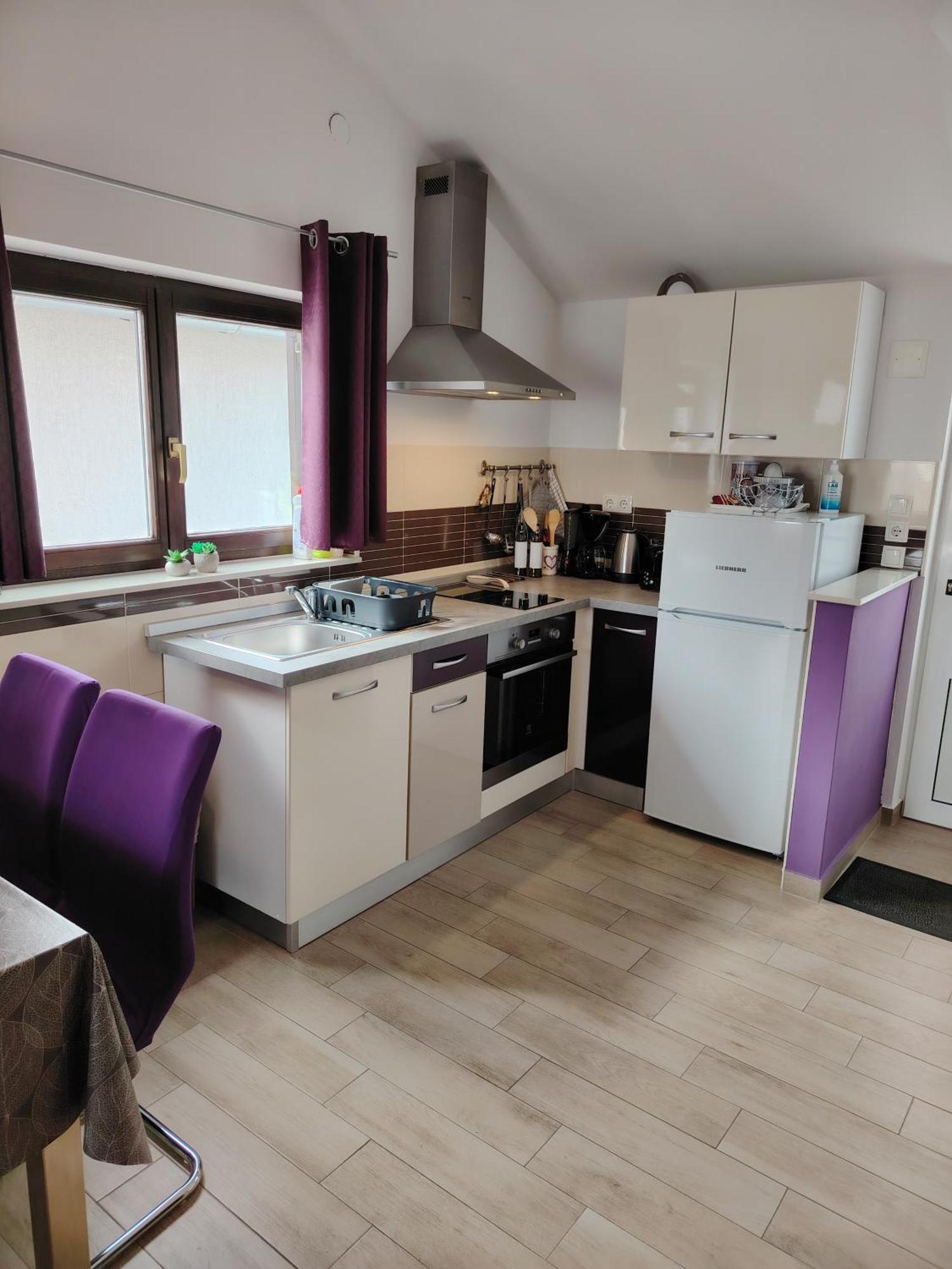 Apartments Lavanda - Free Parking And Grill يزيرا المظهر الخارجي الصورة