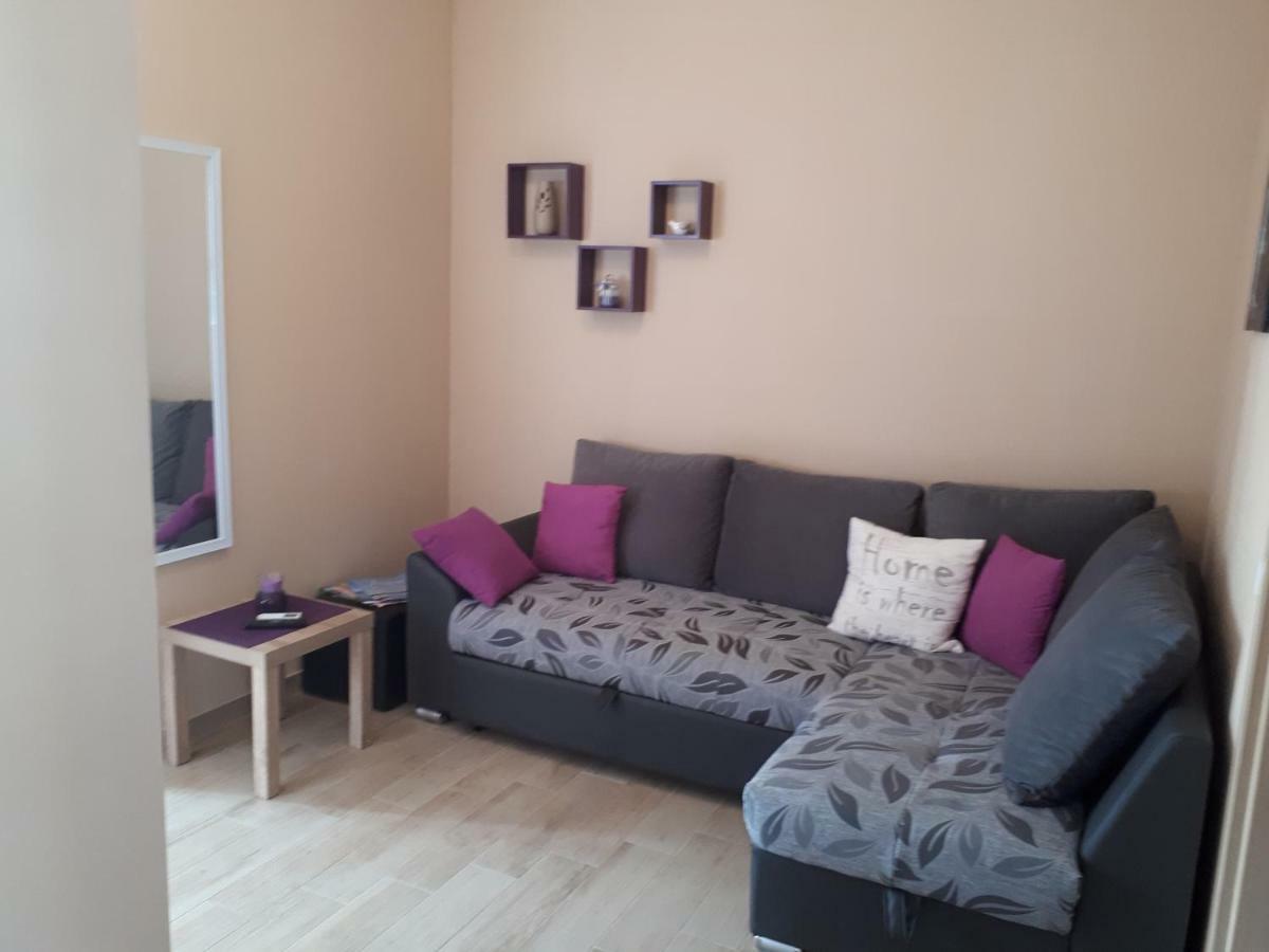 Apartments Lavanda - Free Parking And Grill يزيرا المظهر الخارجي الصورة